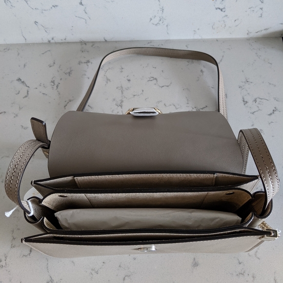 CHLOE Small Faye Leather And Suede Crossbody Bag - Picture 6 of 8